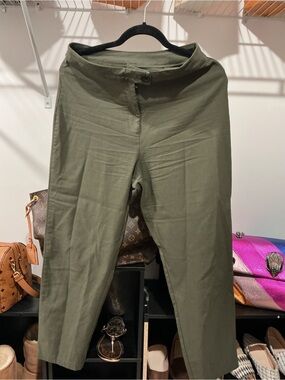 Women Olive Green Straight-Leg Pants
